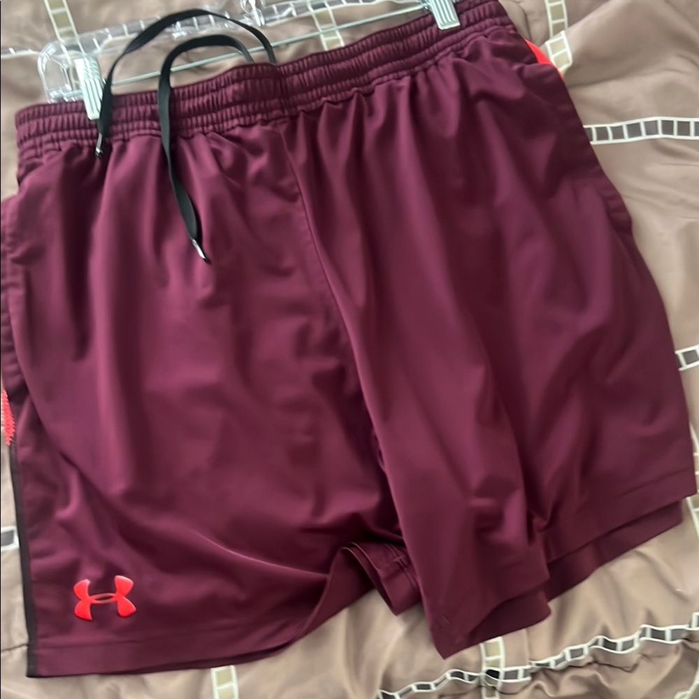 Under Armour Red Athletic Shorts Relaxed Fit Moisture-Wicking